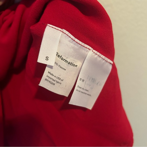 Reformation Kelli Dress in Cherry Red - Picture 5 of 7